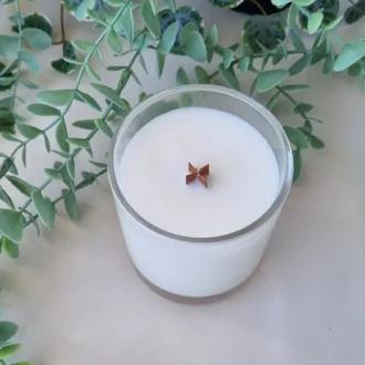 Unscented Candle for those that like to listen to the wood wick crackle as it burns