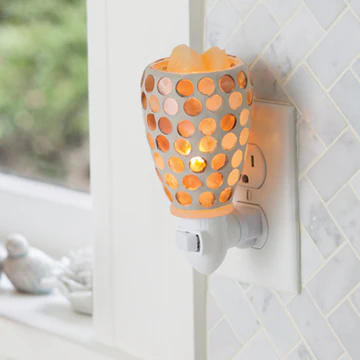 PEARL GLASS PLUGGABLE WARMER