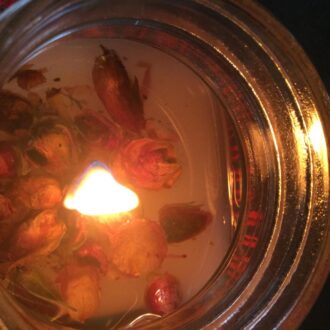 VICTORIAN ROSE CANDLE