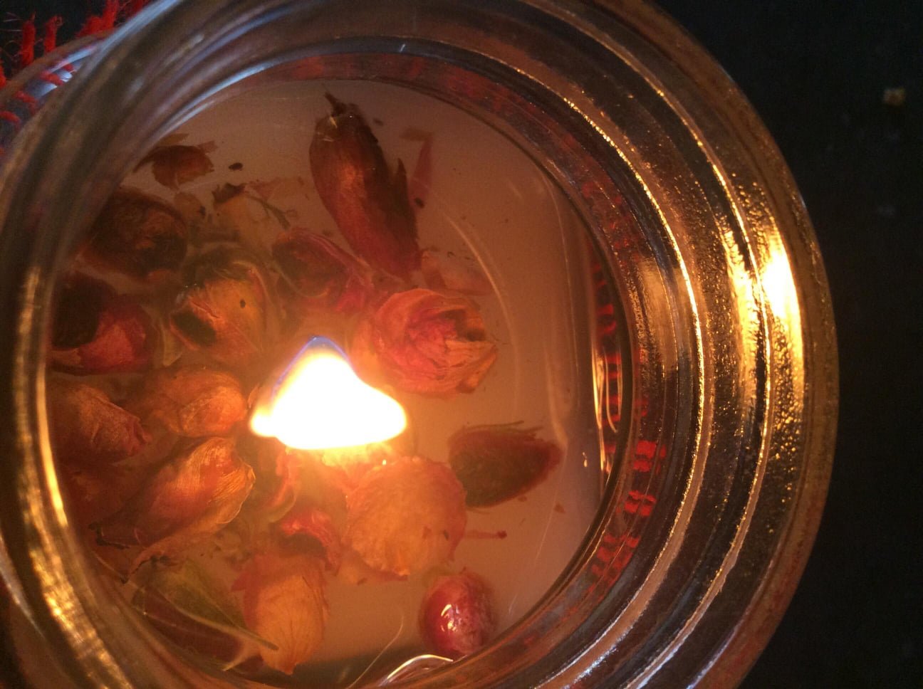 VICTORIAN ROSE CANDLE